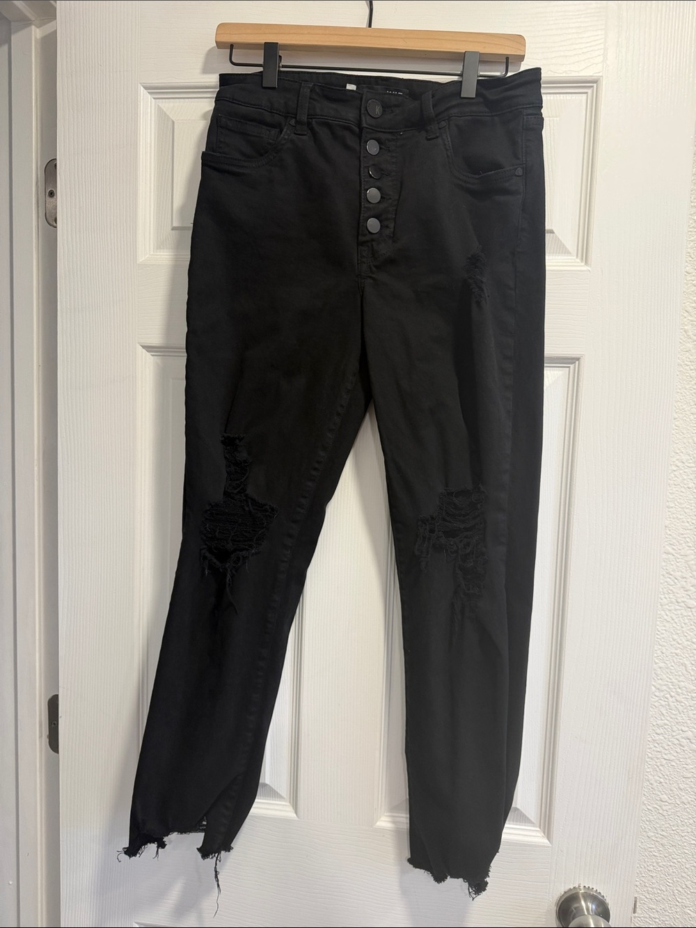 Kut from the Kloth Black Distressed High-Rise Cropped Jeans
